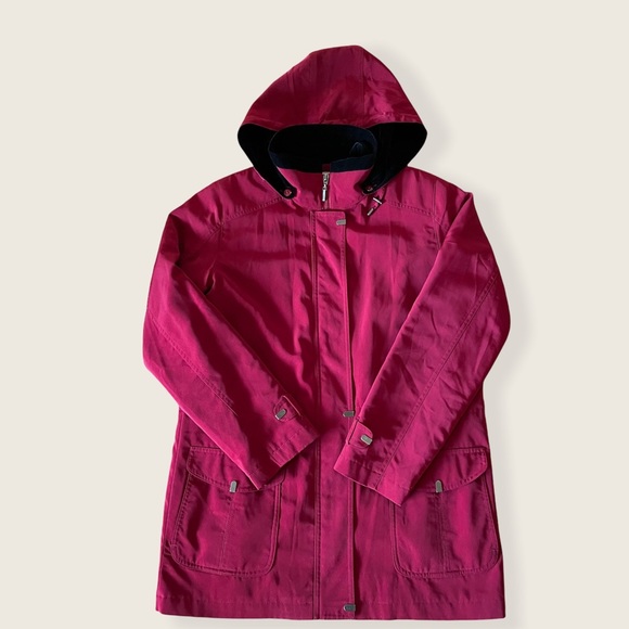 Gorgeous ruby red zip up jacket with hood size small - Picture 2 of 13